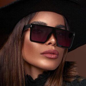Woman's square siamese sunglasses